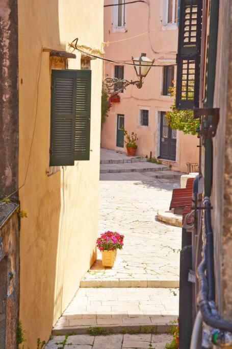 Venetian Well Gallery Apartment In Corfu Old Town Luaran gambar